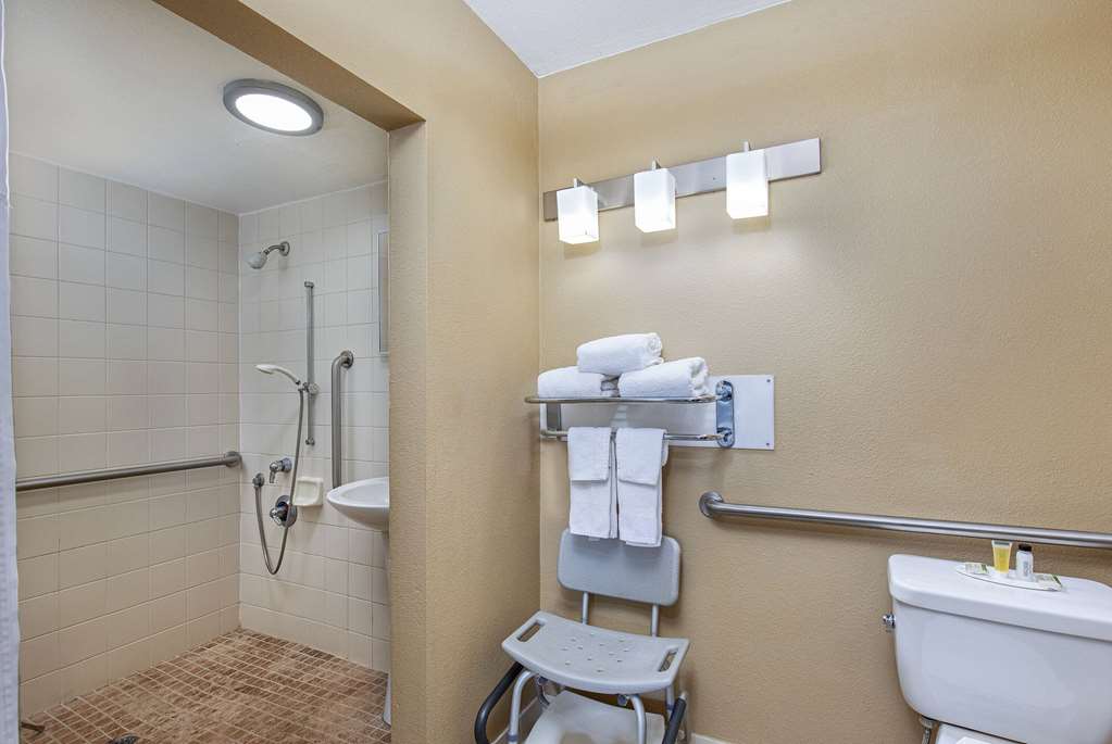 Super 8 by Wyndham Nashville West - photo 23