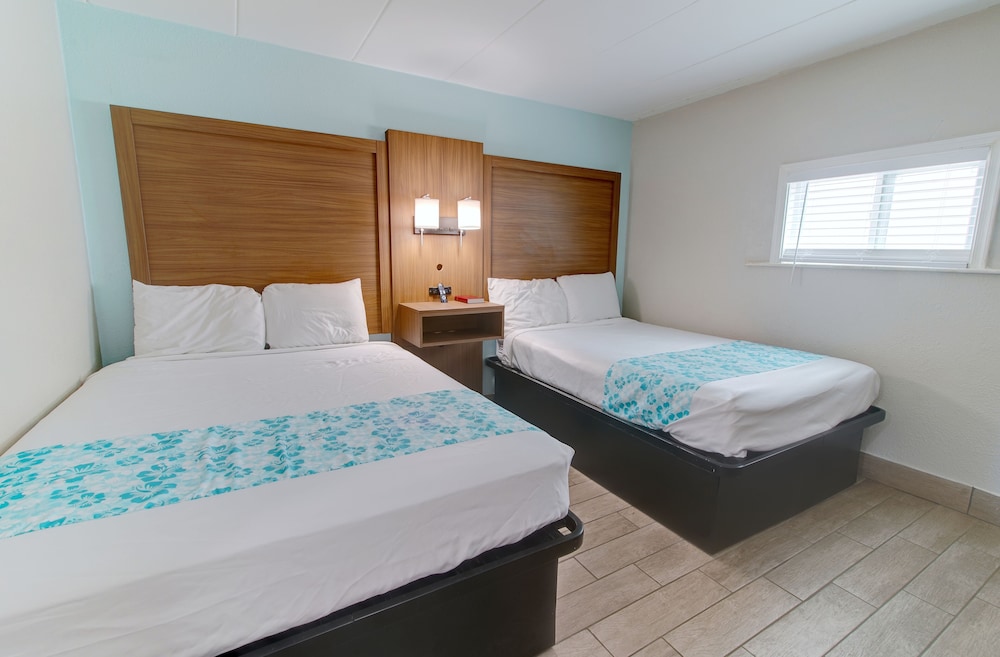 Seashire Inn & Suites - photo 8