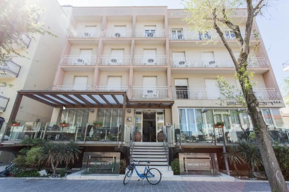 Hotel Boston - last minute hotel in Cattolica