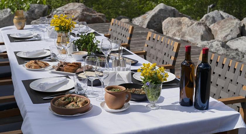 Sami Mta Chalet