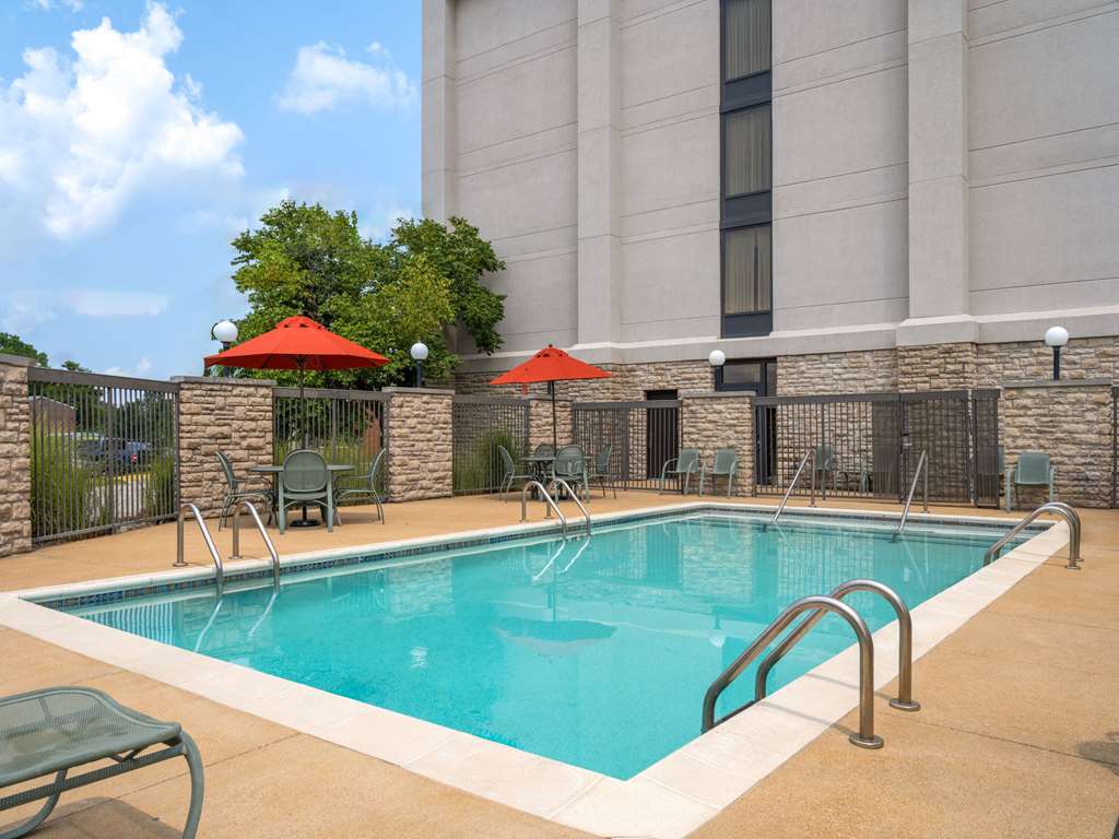 Wingate by Wyndham St. Louis Airport - photo 8