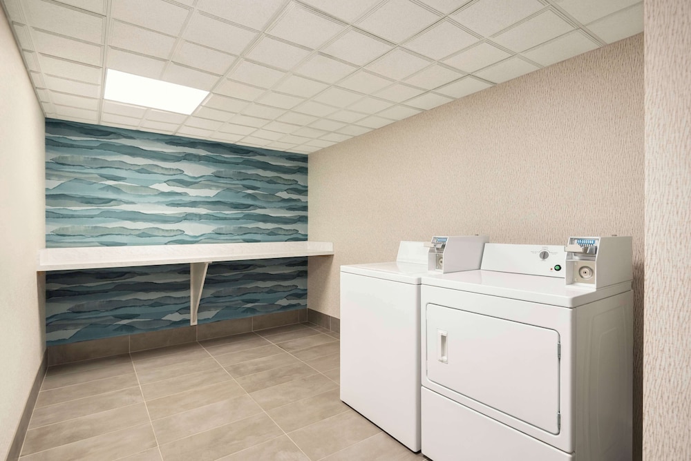 Hampton Inn & Suites San Marcos - photo 28