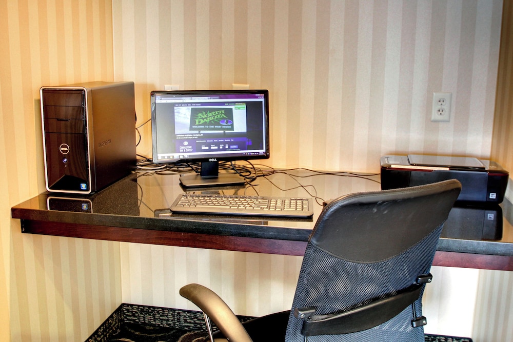 Cobblestone Inn & Suites Carrington - photo 48
