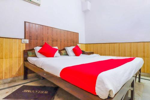 Super Hotel O Prem Chunaria in Moradabad, India
