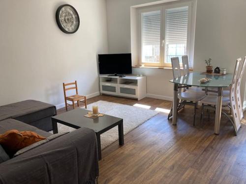 La Tranquillite En Centre Ville Avec Terrasse — Limoux