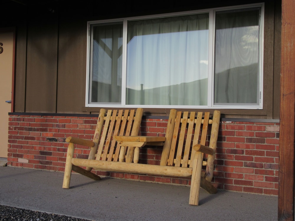 Big Bear Motel - photo 63
