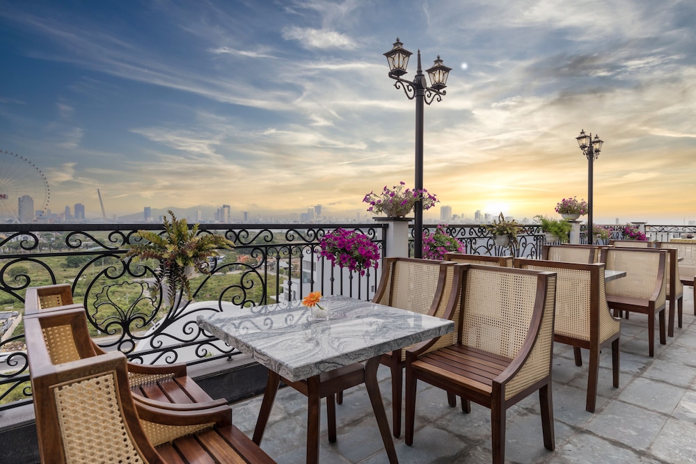 Florence Hotel - carbon neutral hotel in Da Nang