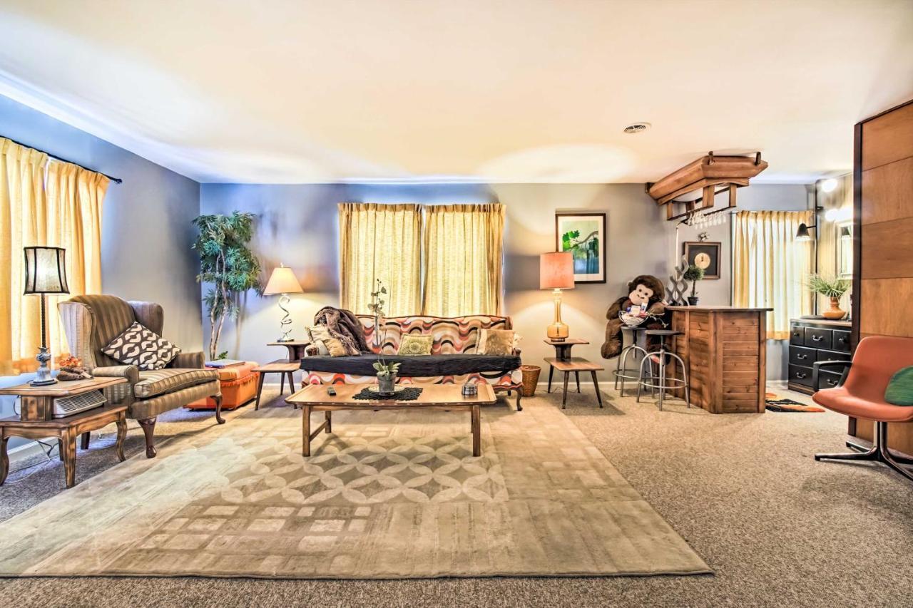 Artsy Getaway 8 Miles To Downtown Kansas City — Independence