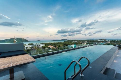 BrandNewHighEndsauna icebathseaview C106 in Rawai, Thailand