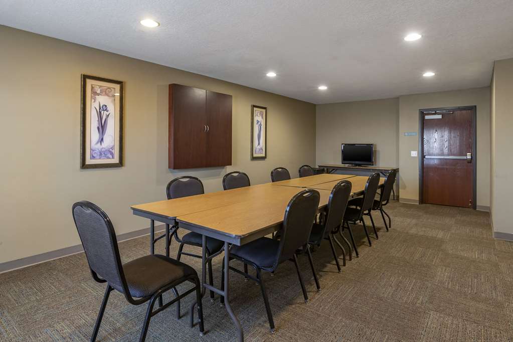Sleep Inn & Suites Pleasant Hill Des Moines - photo 19