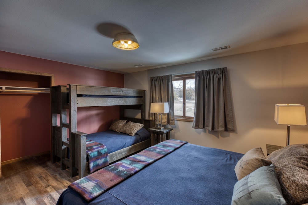 Lewis and Clark Resort - photo 34