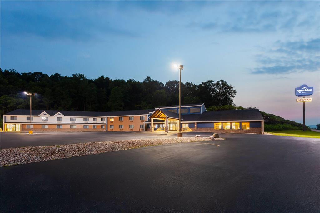 AmericInn by Wyndham West Salem - photo 2