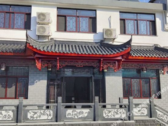 Tianyang Manor - carbon neutral hotel in Qingyang