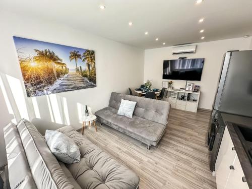 Palace City Apartman T13 AC Klima — 4-Star Luxury Hotel in Szekesfehervar, Hungary