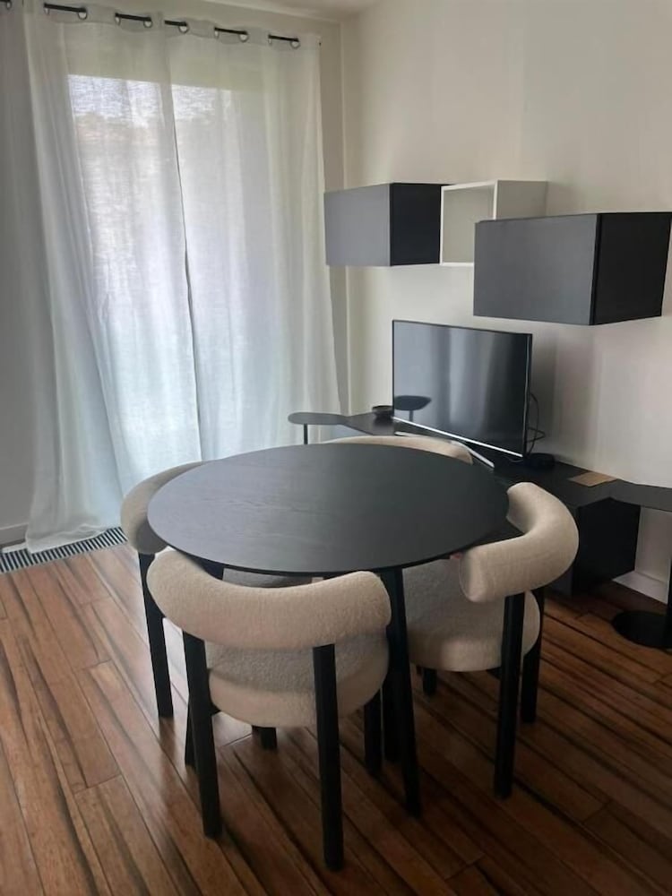 Premium Apartments by Wawel Castle — 4-Star Luxury Hotel in Krakow, Poland
