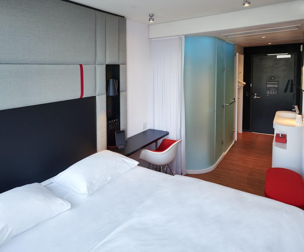 citizenM Miami Worldcenter - photo 9