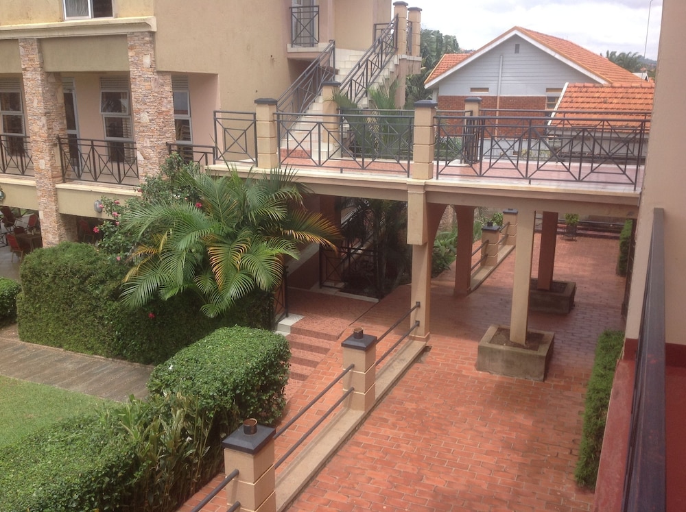 Green Valley Hotel - last minute hotel in Kampala