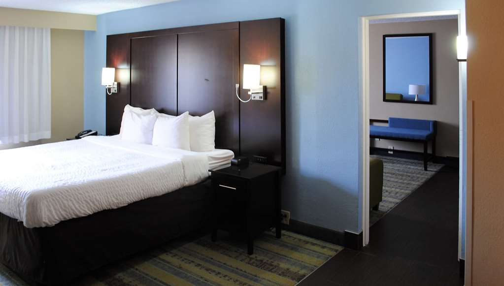 Clarion Hotel Conference Center Lexington North - photo 16