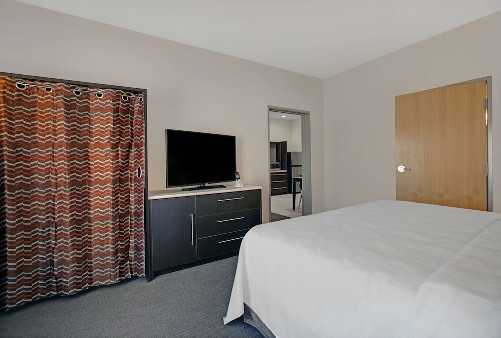Home2 Suites by Hilton Yuma Pivot Point - photo 17