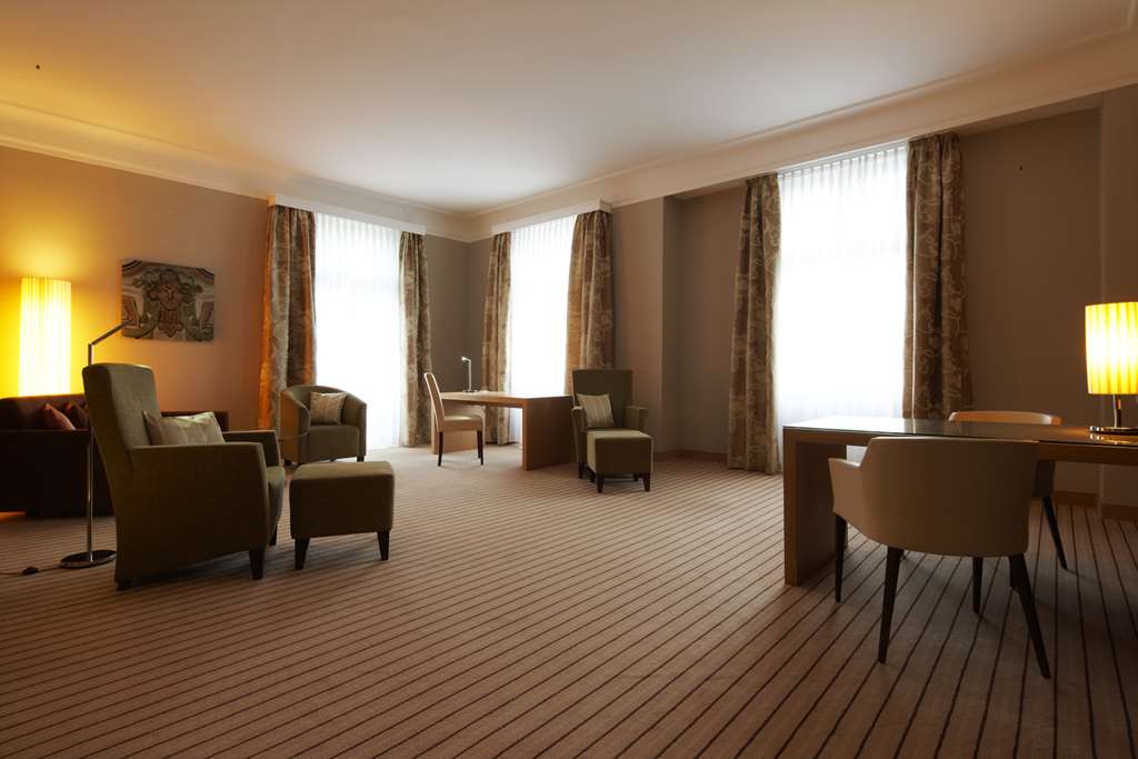 Steigenberger Hotel Bad Neuenahr, Germany - Suite living room