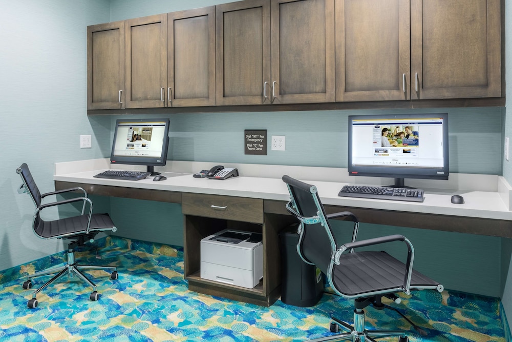 Hampton Inn & Suites Mary Esther Fort Walton Beach - photo 27