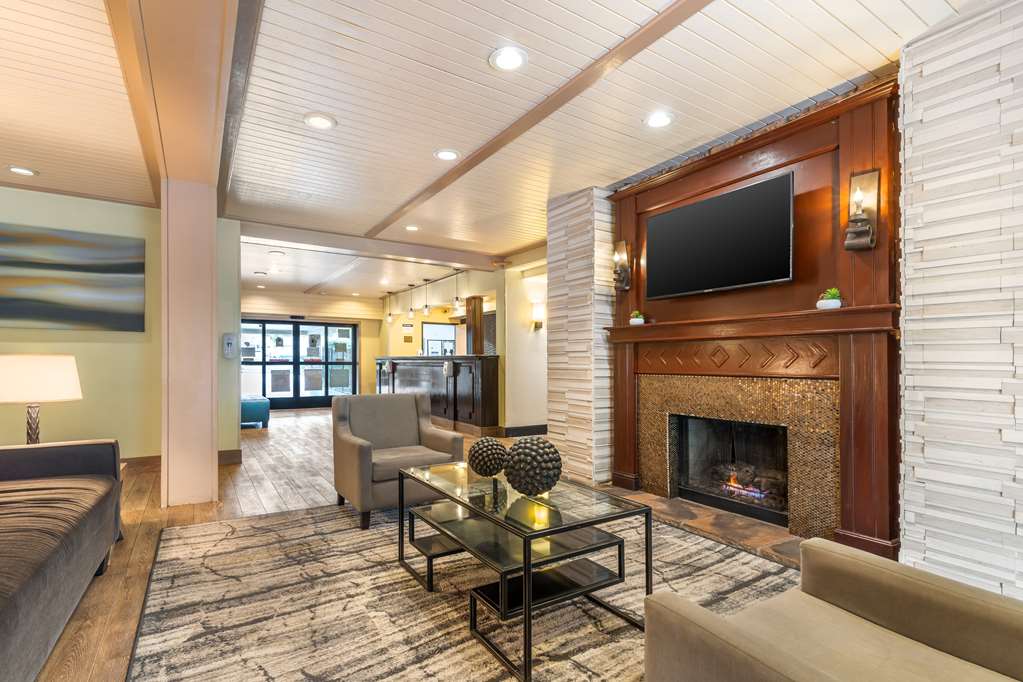 Best Western John Muir Inn - photo 3