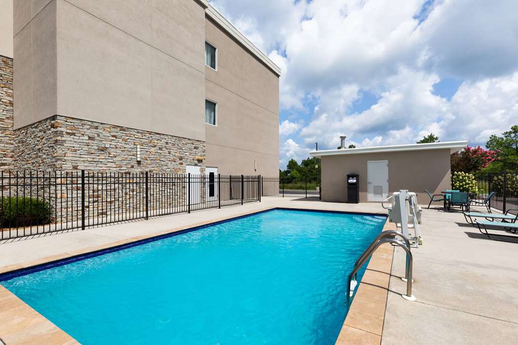 La Quinta Inn & Suites by Wyndham Cullman - photo 12