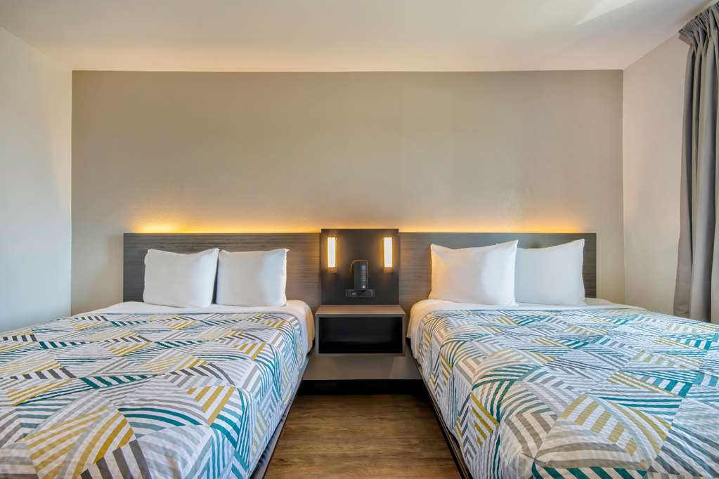 Motel 6 Harlingen TX - photo 9