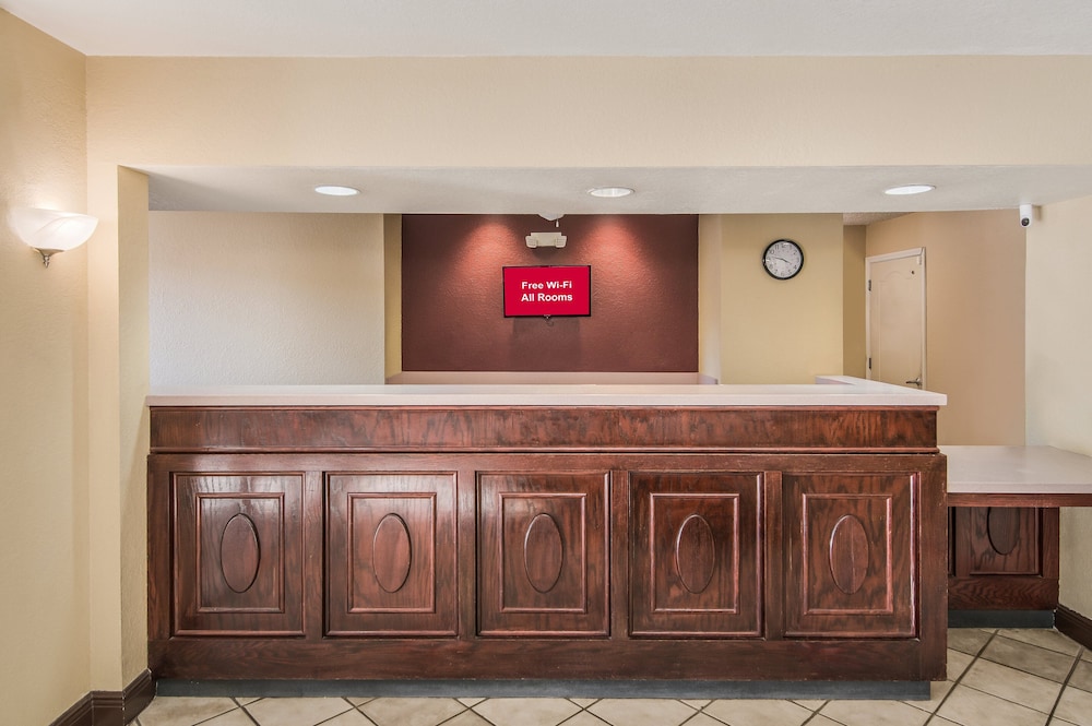 Red Roof Inn & Suites Pensacola East Milton - photo 36