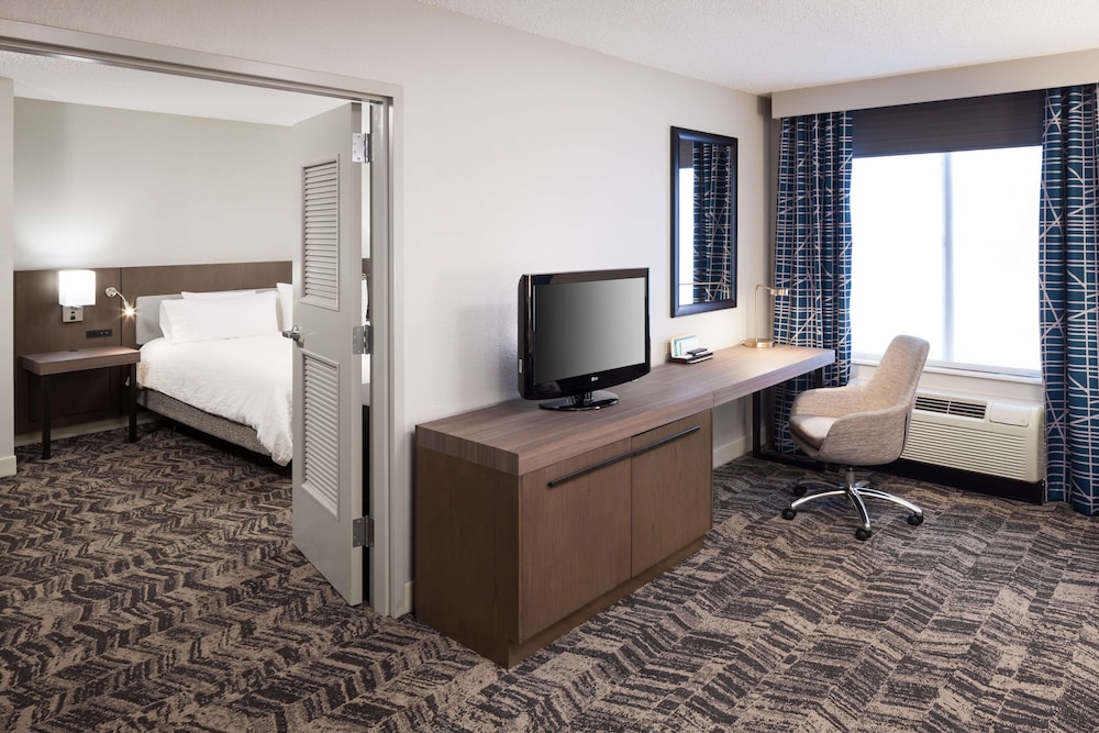 Hilton Garden Inn Savannah Airport - photo 17