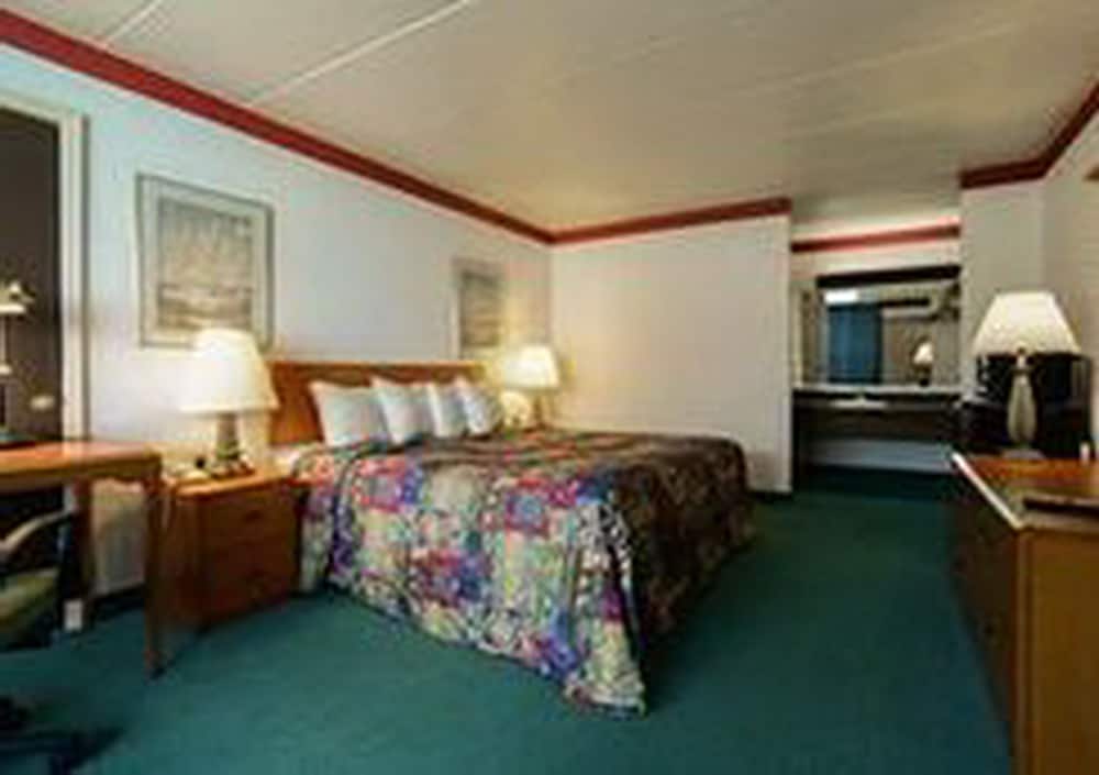 Loyalty Inn Maryville - featured photo