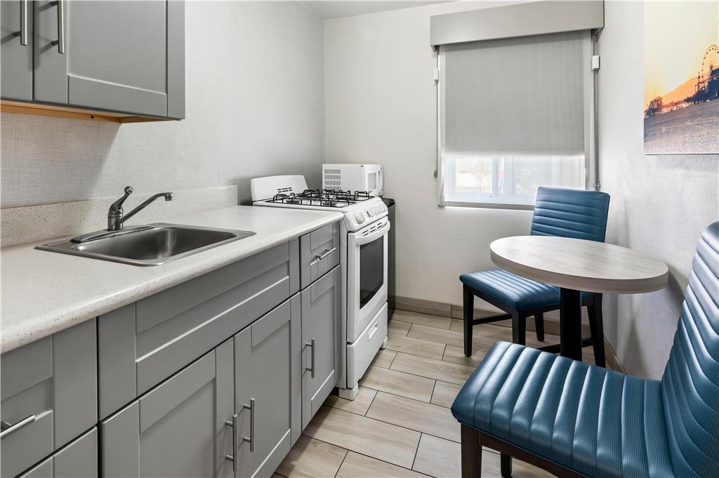 SureStay Hotel by Best Western Santa Monica - photo 7