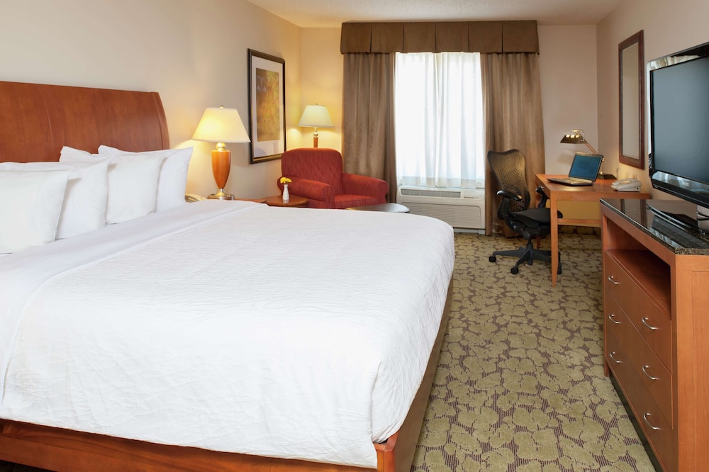 Hilton Garden Inn St.Paul Oakdale - photo 7