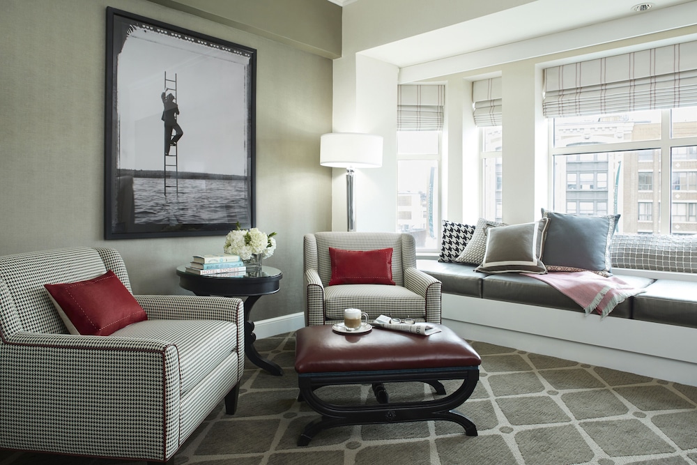 Hotel Commonwealth - photo 19