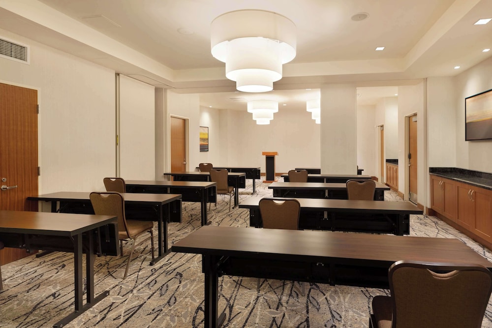 Hilton Garden Inn Long Island City New York - photo 41