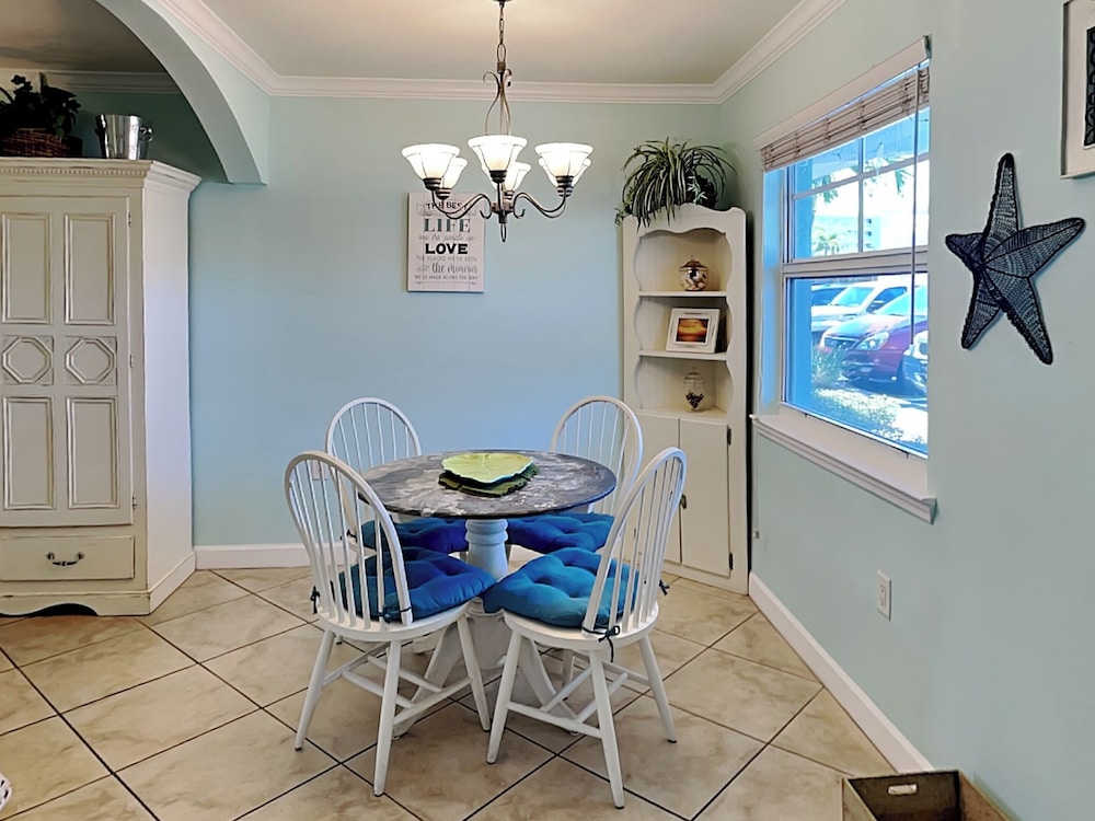 Barefoot Beach Resort F 105 - photo 4