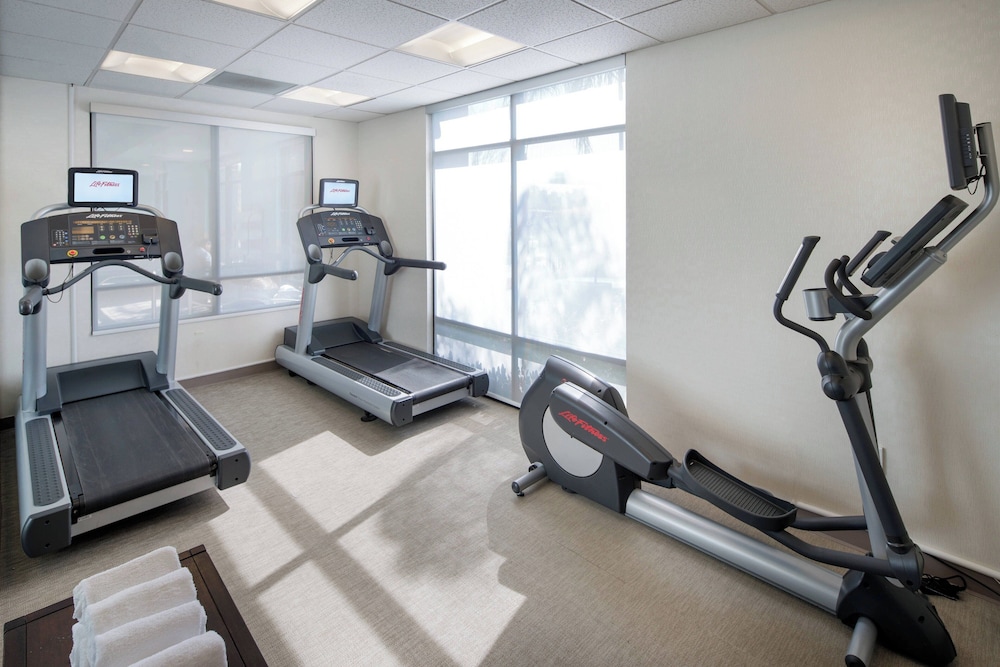 SpringHill Suites by Marriott Bakersfield - photo 15