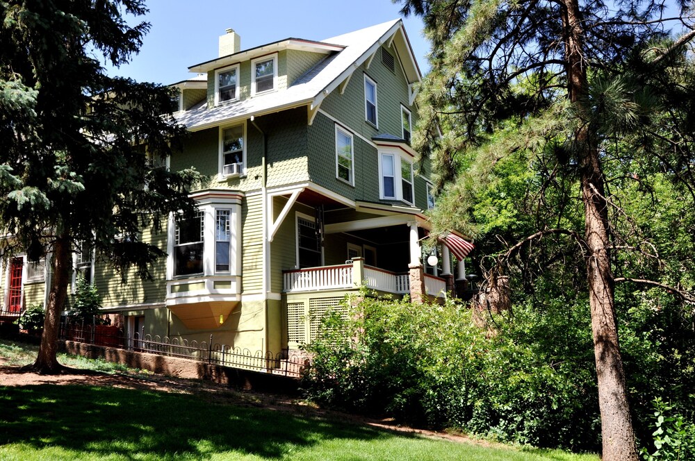 Avenue Hotel Bed & Breakfast — hotel in Manitou Springs