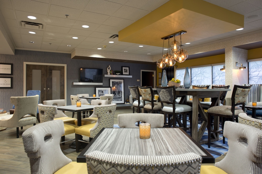 Hampton Inn Milledgeville - photo 6