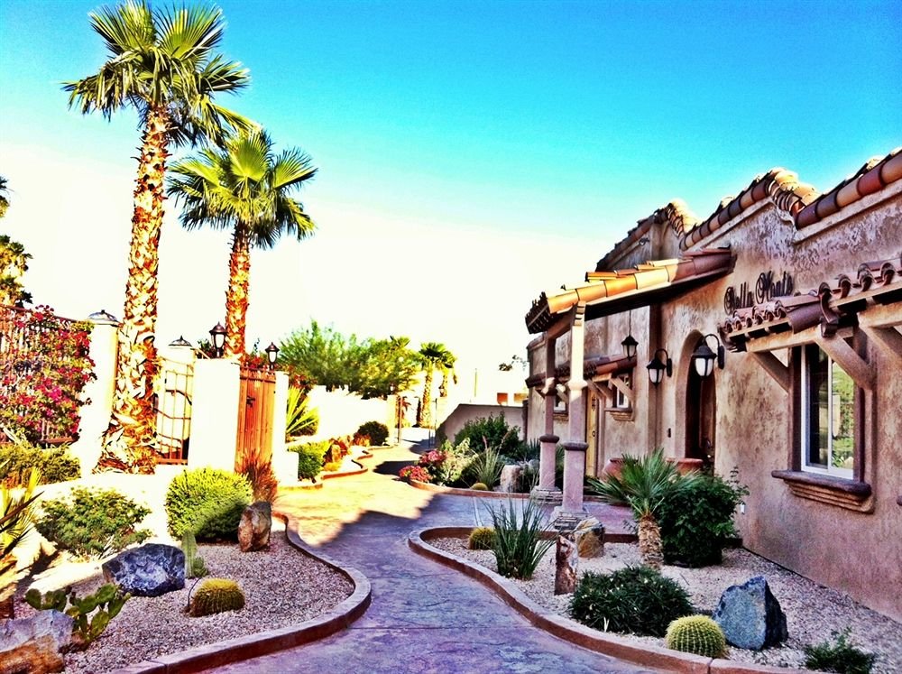 Bella Monte Hot Springs Resort — Desert Hot Springs