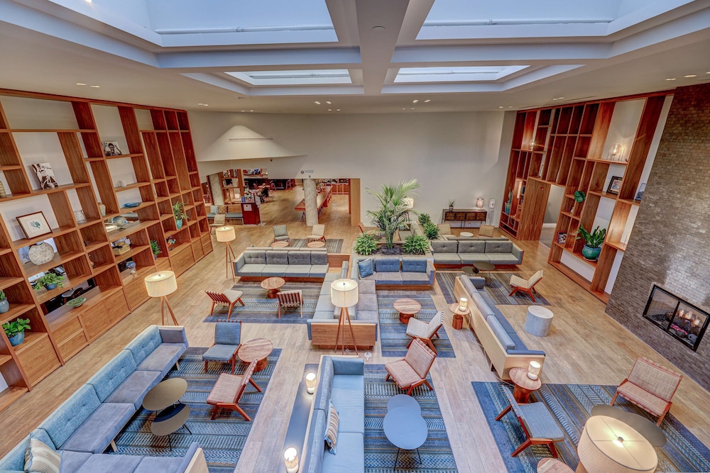 DoubleTree by Hilton Atlanta Windy Hill Ballpark - photo 11