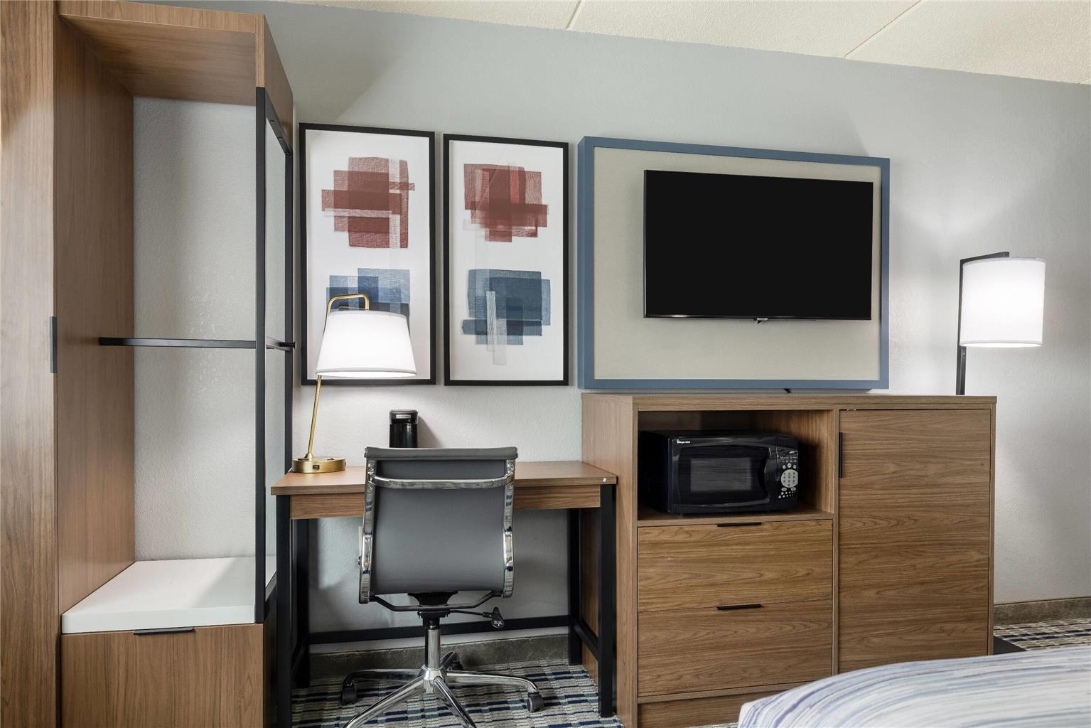 AmericInn by Wyndham Chamberlain Conference Center - photo 25