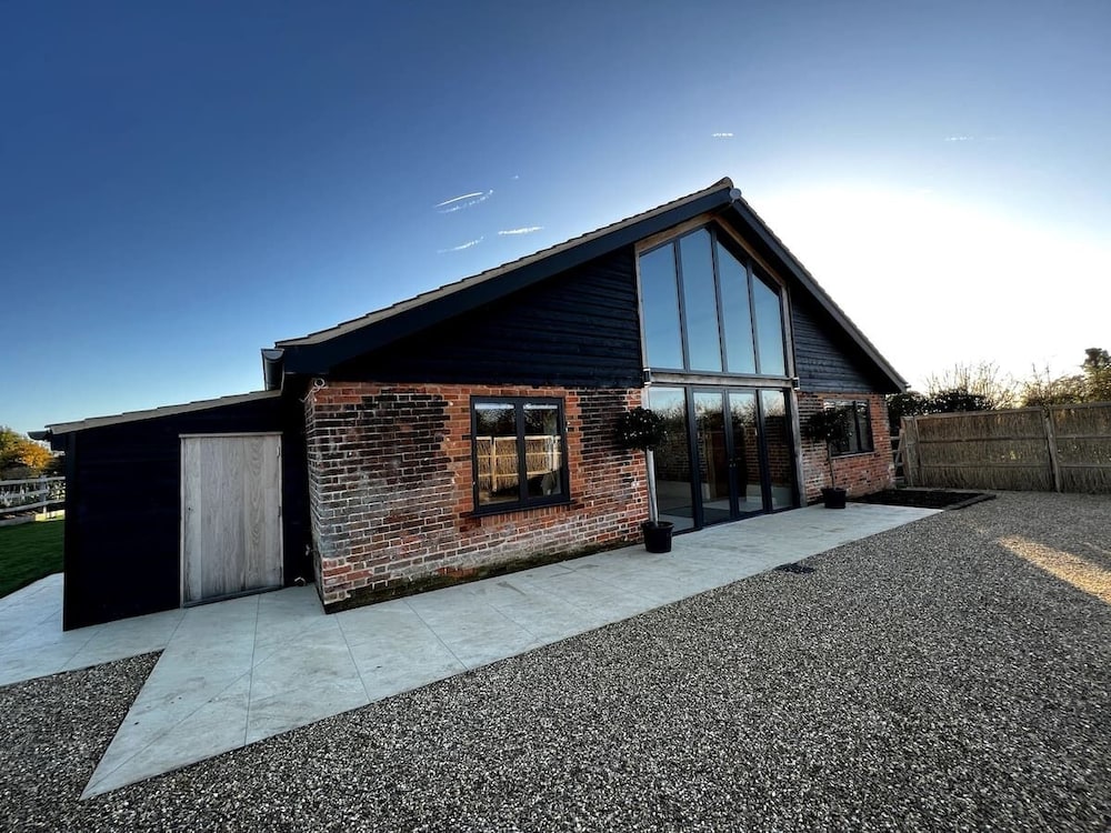 Beautiful Barn Conversion Close To the Broads in North Walsham, United Kingdom
