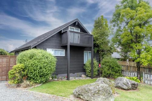 51 Conical Hill Road in Unknown City, New Zealand