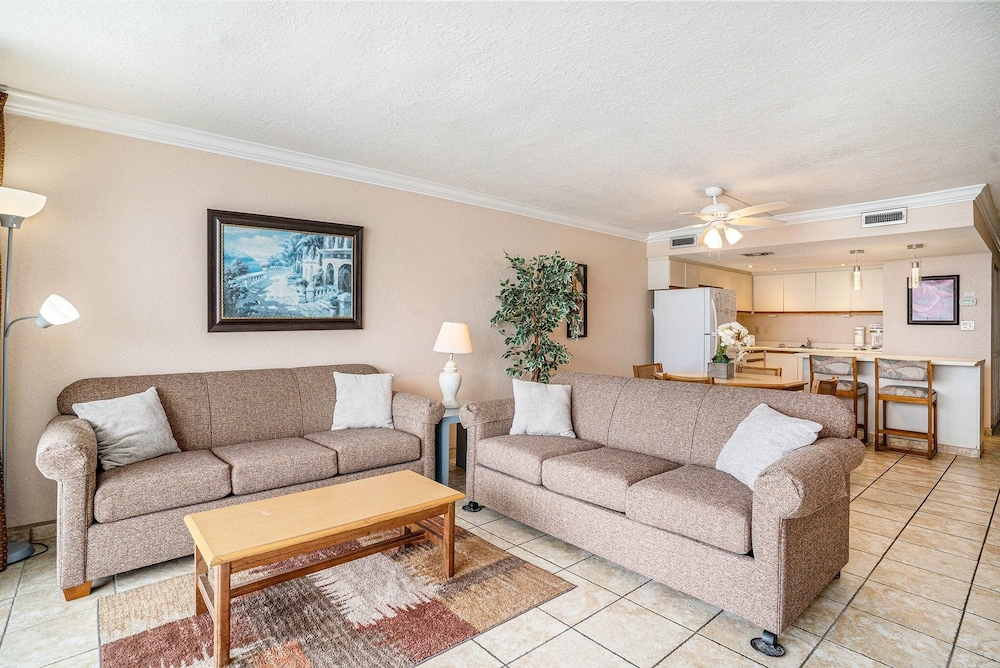 0310 Waters Edge Resort 1 Bedroom Condo by RedAwning - photo 9