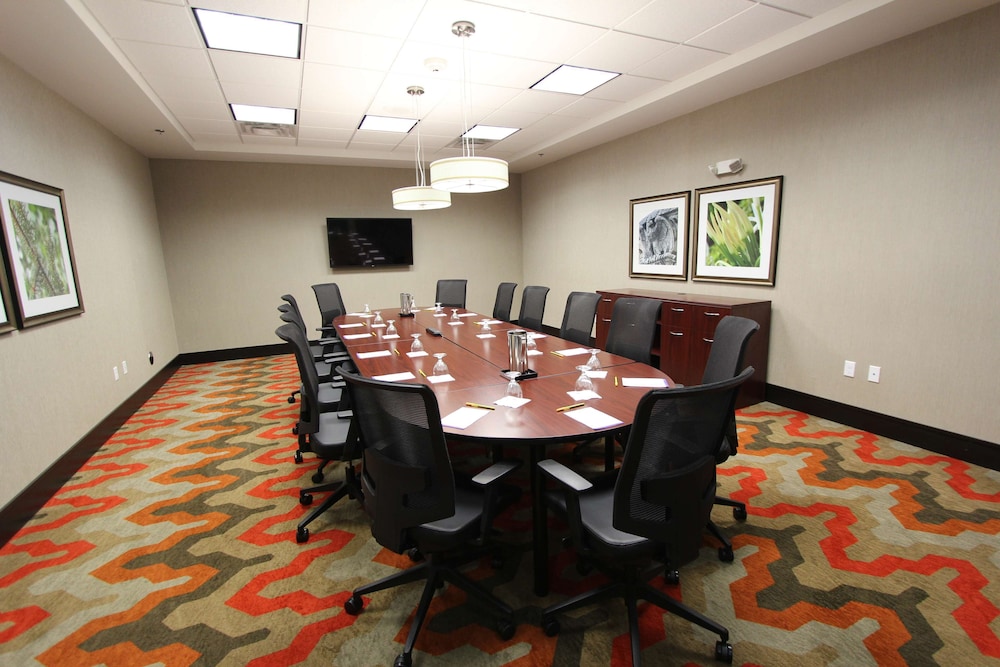 Hilton Garden Inn Findlay - photo 36