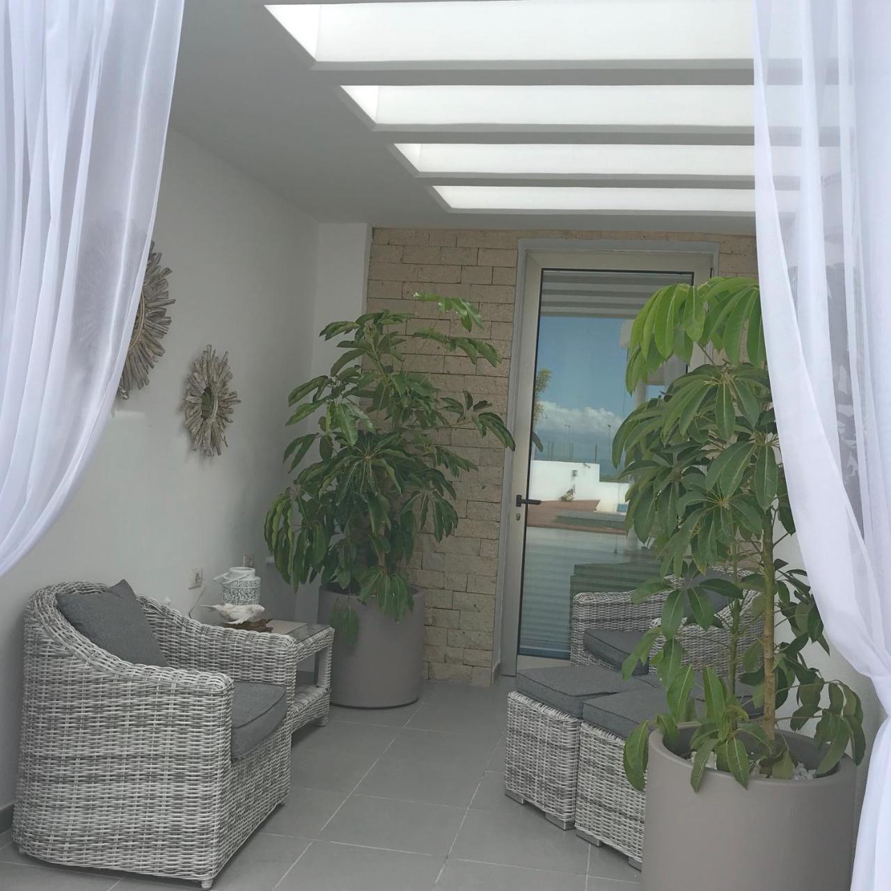 Villa White Whale — 4-Star Luxury Hotel in Adeje, Spain