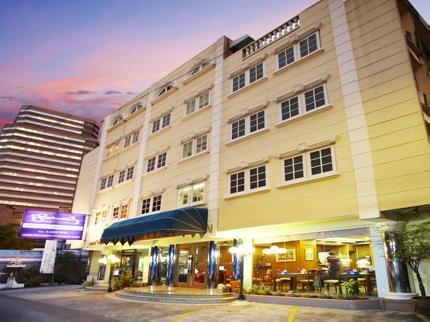 Sawasdee Langsuan Inn - last minute hotel in Bangkok