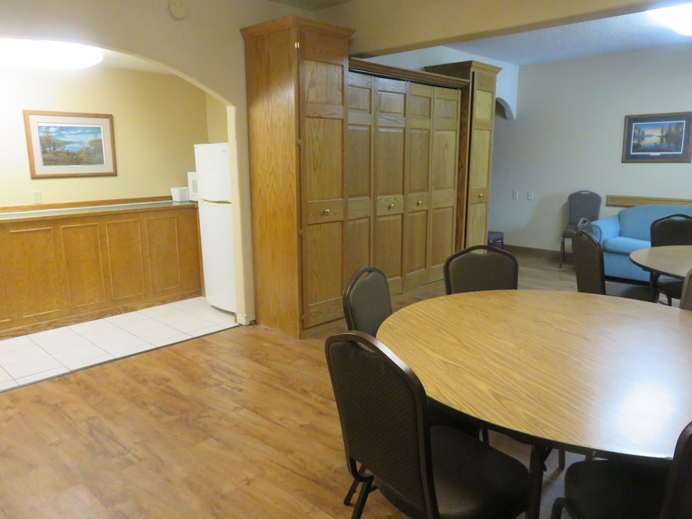 Baymont by Wyndham Fargo - photo 37
