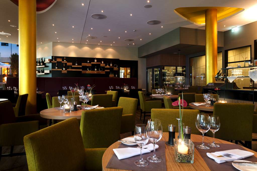 Steigenberger Parkhotel, Braunschweig/Brunswick, Germany - Brasserie an der Oker